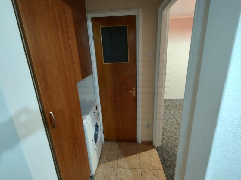 Berceni, Luica, ideal credit bancar