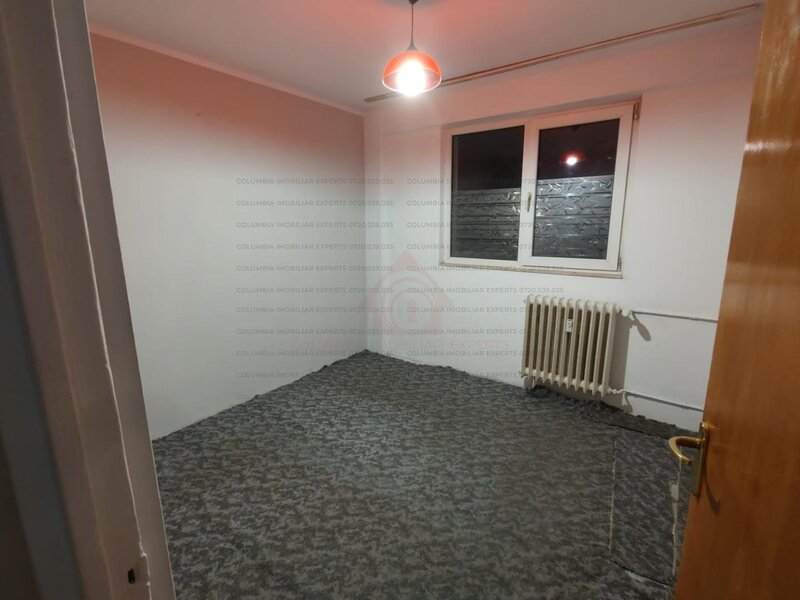 Berceni, Luica, ideal credit bancar