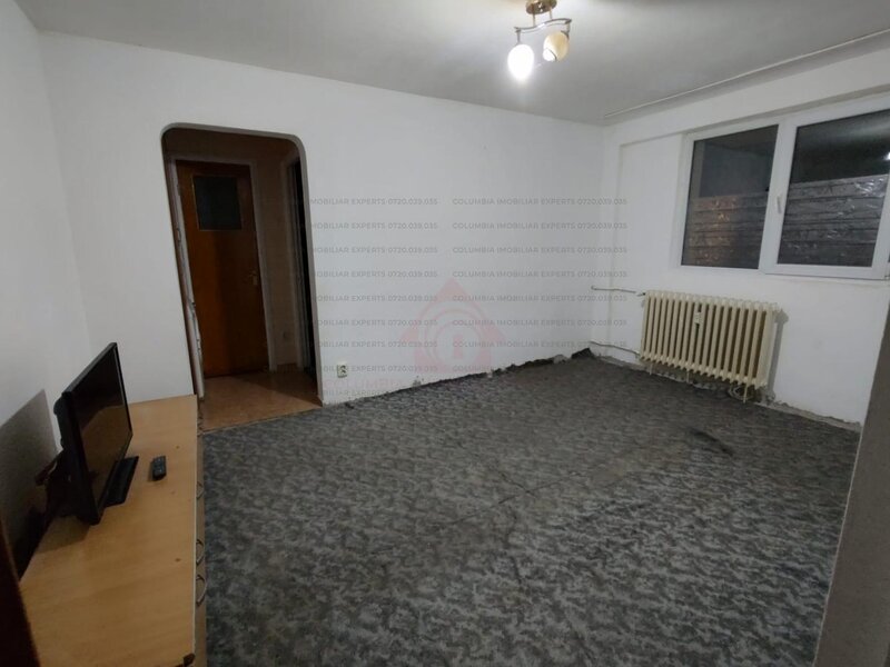 Berceni, Luica, ideal credit bancar